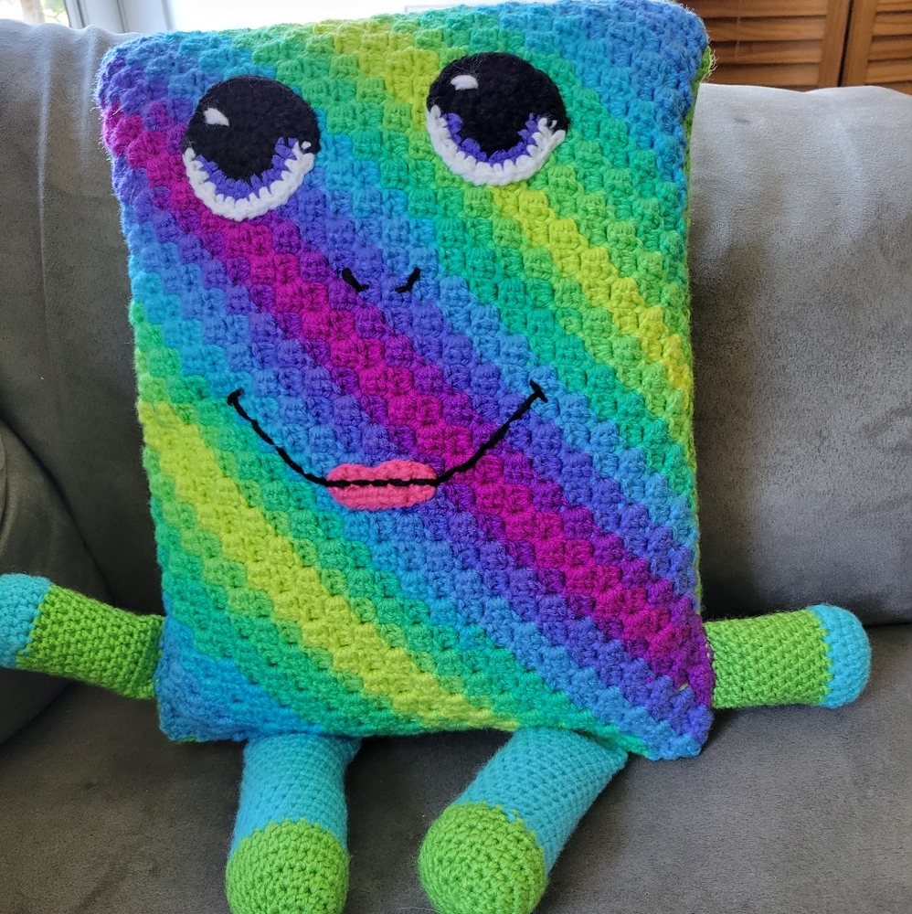Crochet pillow